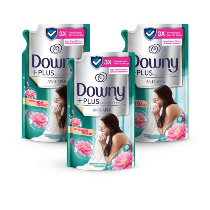 Bundle 3 Downy Anti Apek 1.35 L/Deterjen Cair 1350 ml