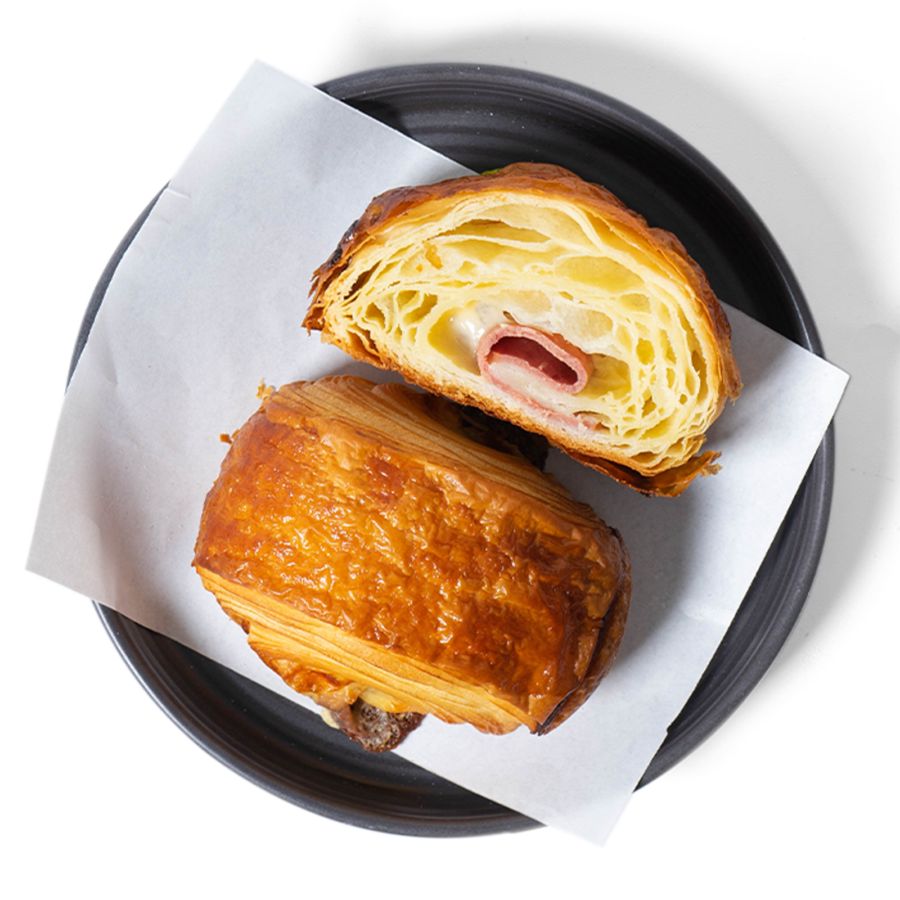 Artisan Smoked Beef Croissant x 49rs 1pcs