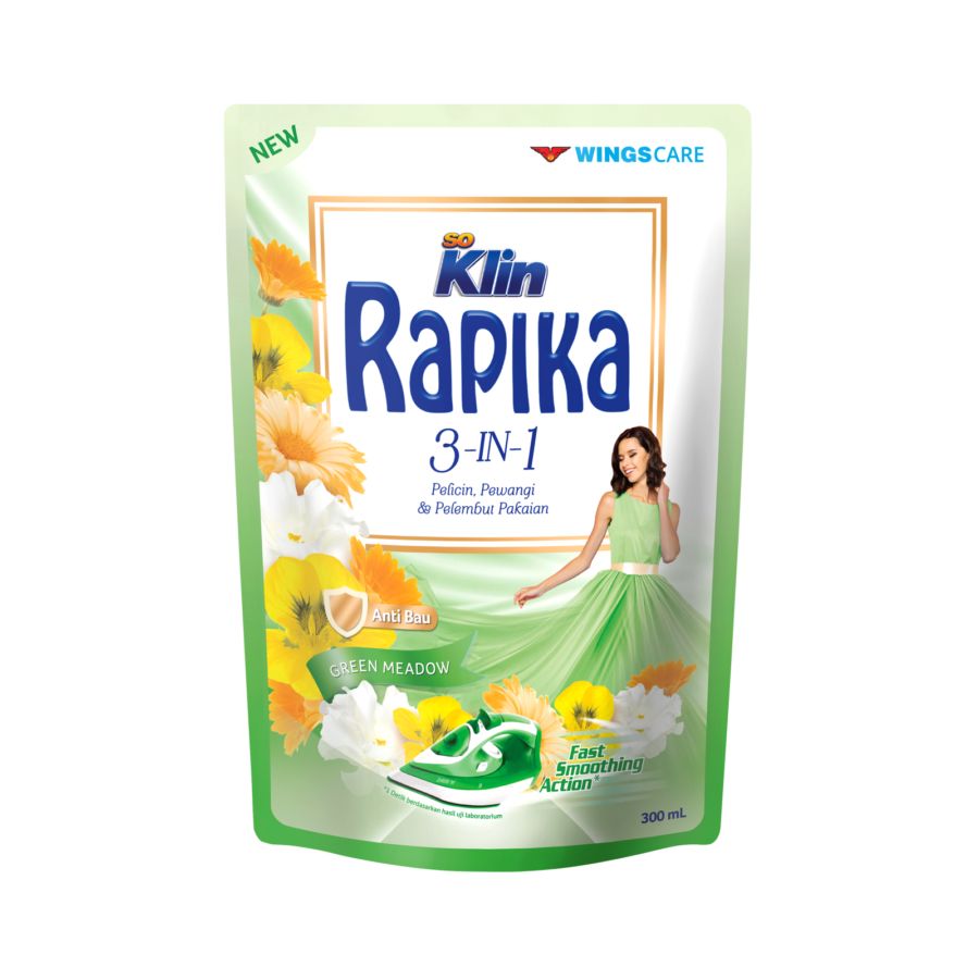 Rapika Hijau Pouch/Pelicin Pewangi Pakaian 300ml