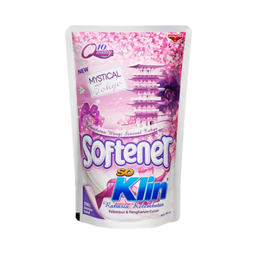 SoKlin Softener Mystical Tokyo Pelembut dan Pengharum Pakaian 900ml