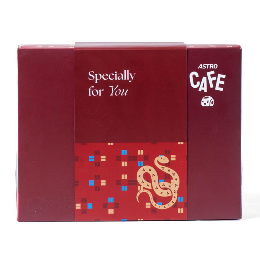 ⁠⁠Strawberry Mochi CNY Hampers - Astro Cafe