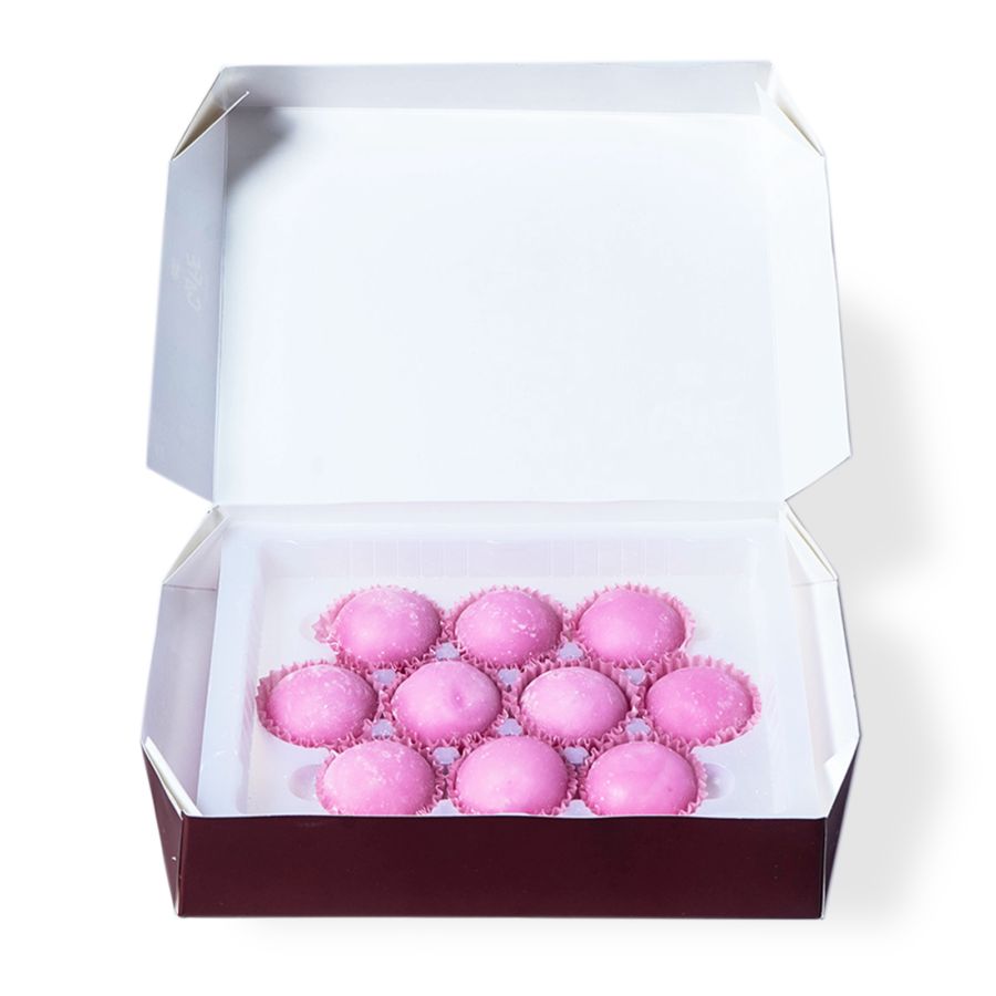 ⁠⁠Strawberry Mochi CNY Hampers - Astro Cafe