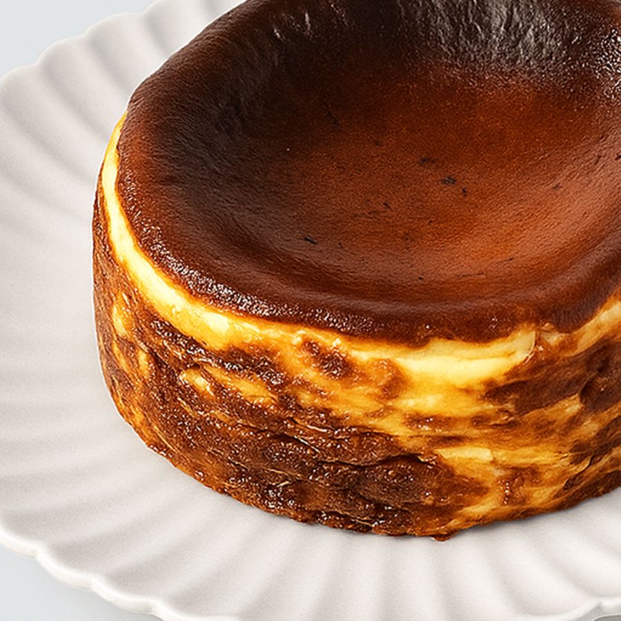 (Whole 12cm) Basque Cheesecake - Astro Cafe x Fragments 1pcs