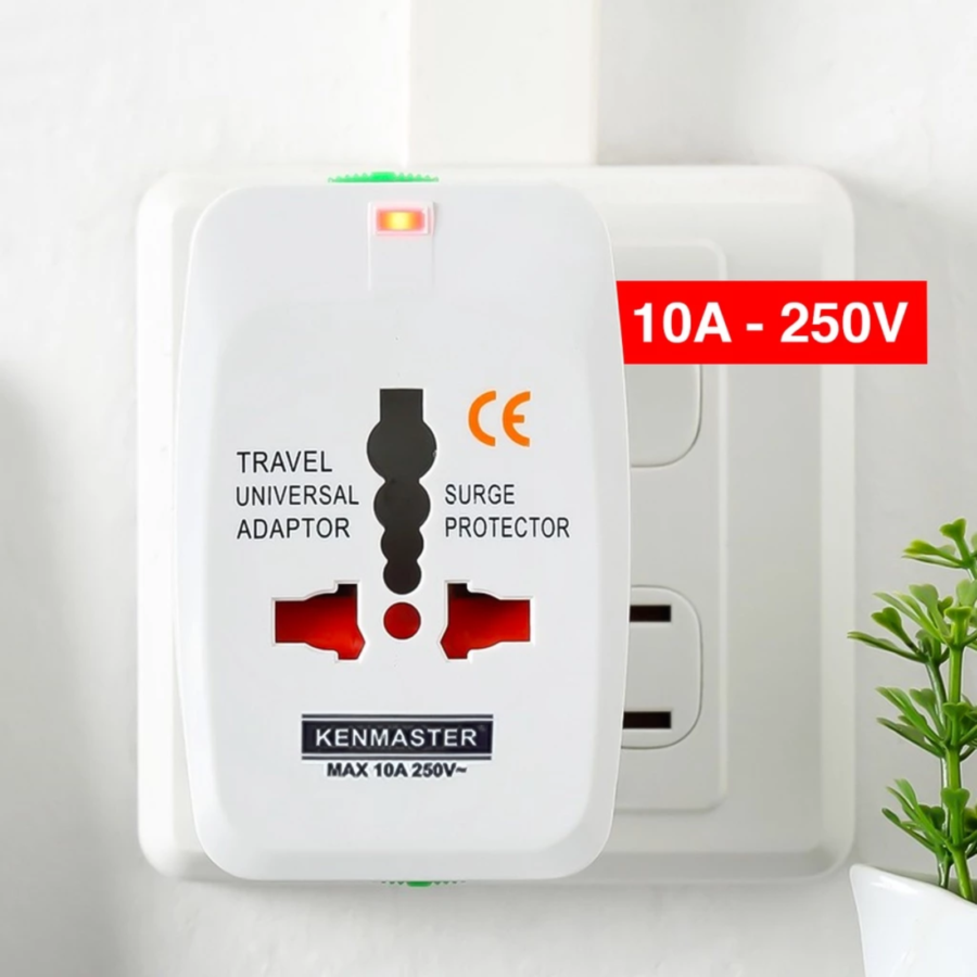 Kenmaster Universal Travel Adaptor 1pcs