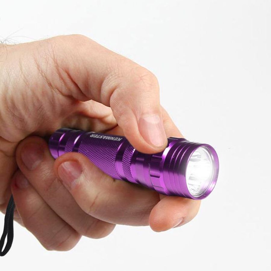 Kenmaster Senter Mini LED Aluminium Random Color