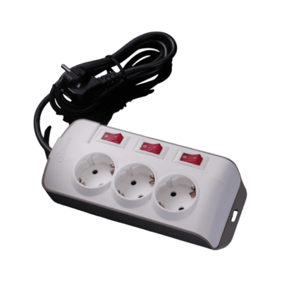 Broco Stop Kontak 3 Lubang Miring Child Protection + Individual Switch Dengan Kabel 1,5 M 15636