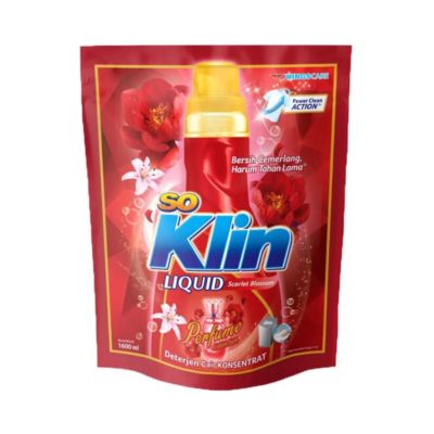 SoKlin Liquid Scarlett Blossom Deterjen Cair