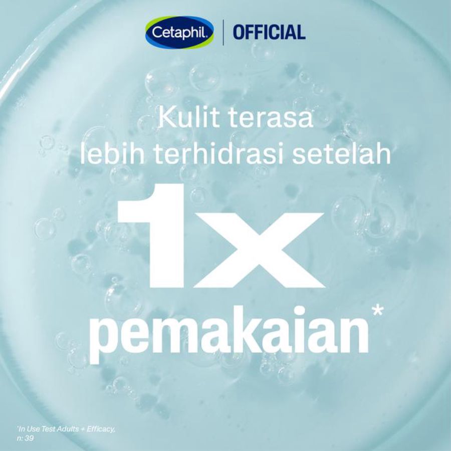 Cetaphil Hydrating Foaming Cream Cleanser 236ml