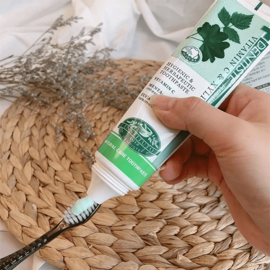 Dentiste Nighttime Herbapeutic Toothpaste