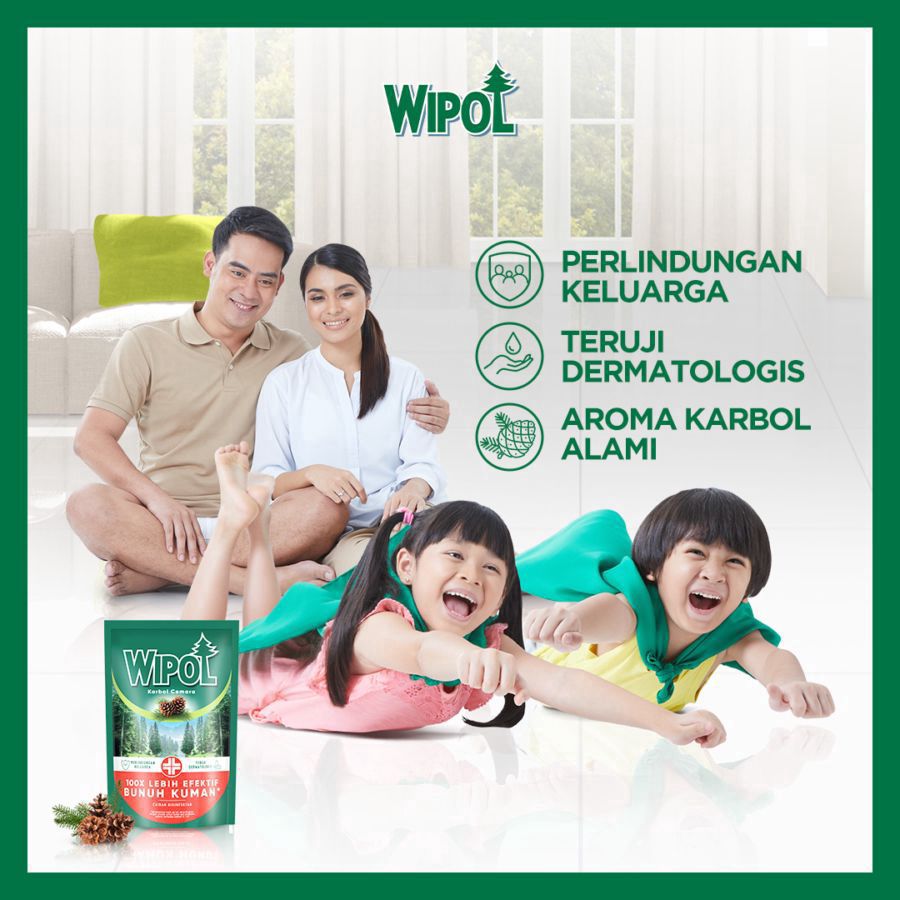 Wipol Karbol Cemara Pembersih Lantai Pouch 720gram