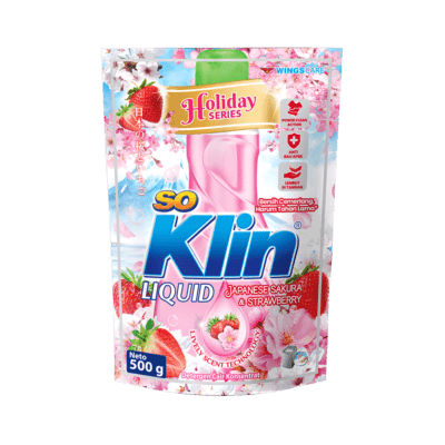 SoKlin Liquid Sakura Strawberry Deterjen Cair